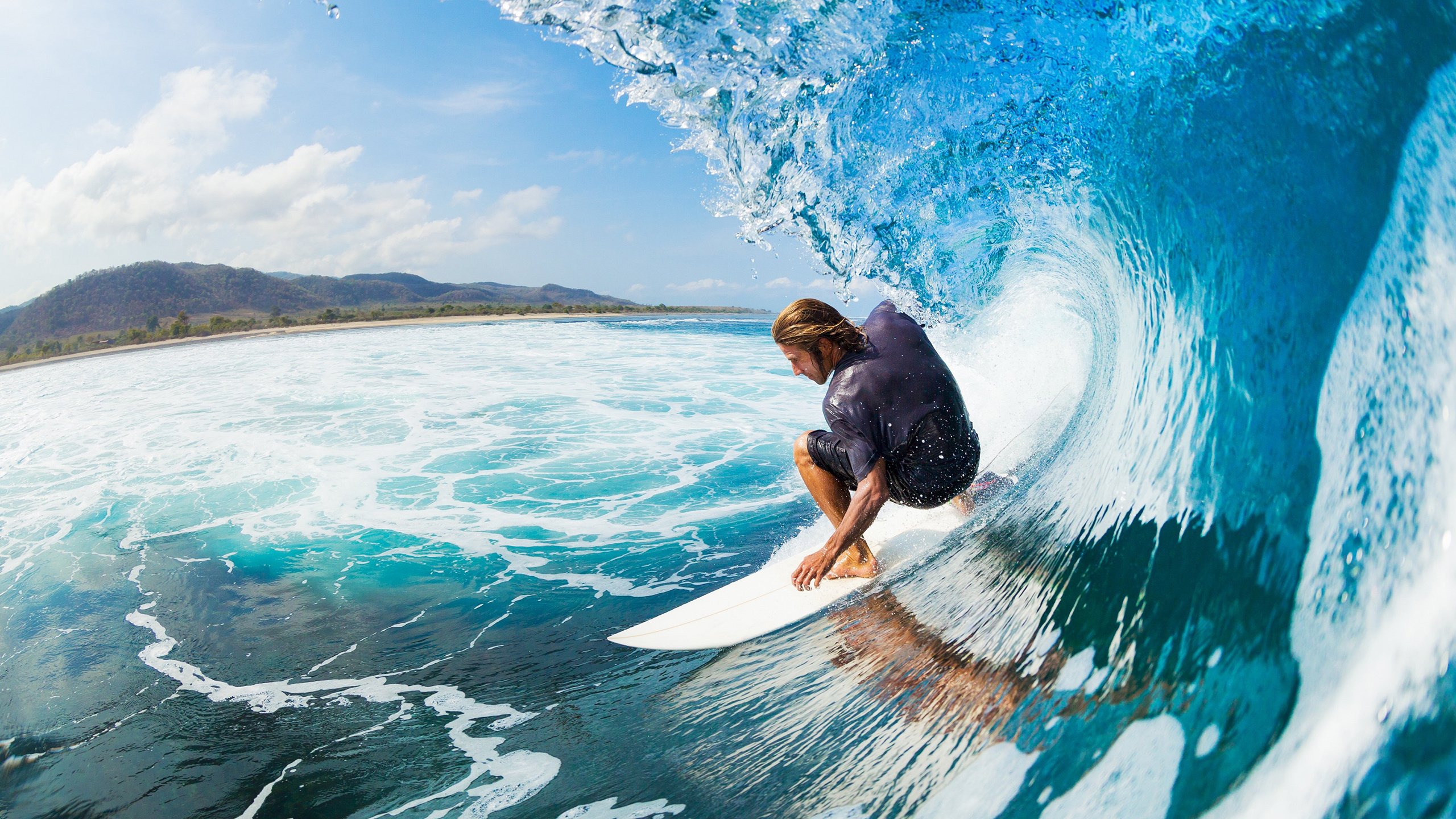 东契奇彻底打爆防线，新疆队狂胜雷霆，当篮球跨越想象的边界