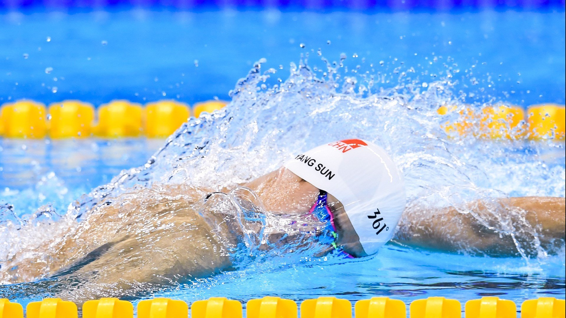 从密尔沃基到马尼拉，雄鹿式碾压与布伦森的接管艺术